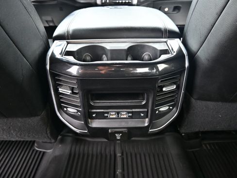 Used 2022 RAM 2500 Laramie AWD/4WD image 18