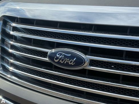Used 2013 Ford F150 Lariat w/ Mid Equipment Group AWD/4WD image 7
