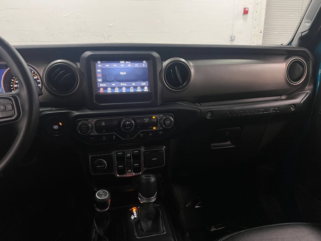 Used 2020 Jeep Wrangler Unlimited Sport S AWD/4WD image 18