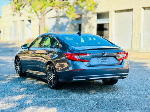 Used 2022 Honda Accord Touring image 6