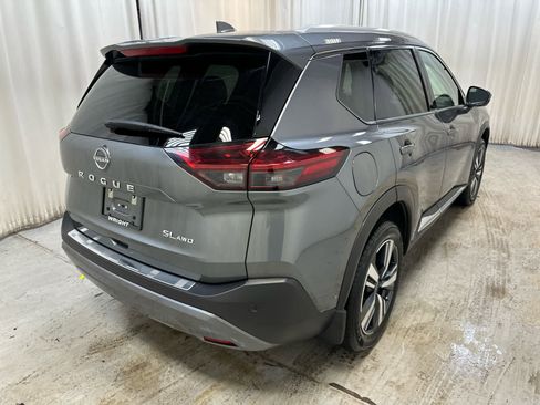 Certified 2022 Nissan Rogue SL w/ SL Premium Package image 11