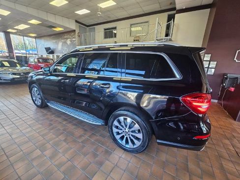Used 2018 Mercedes-Benz GLS 450 4MATIC w/ Premium Package image 6