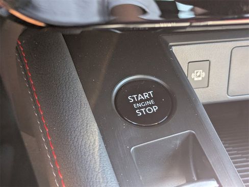 New 2026 Nissan Kicks SR image 35