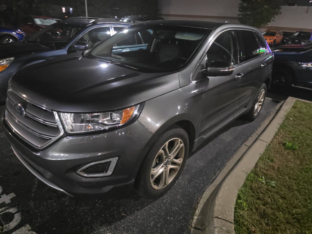 Used 2017 Ford Edge Titanium w/ Technology Package FWD image 1