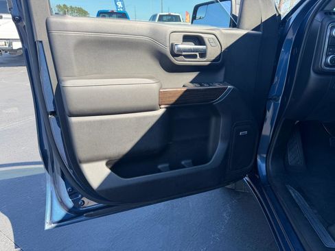 Used 2019 GMC Sierra 1500 Elevation w/ Elevation Value Package image 12