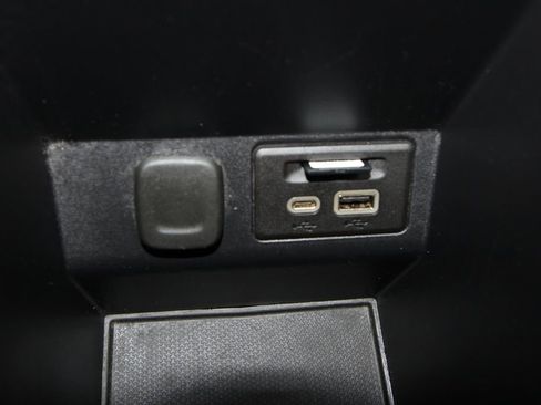 Used 2023 Chevrolet Blazer RS w/ Enhanced Convenience Package image 26