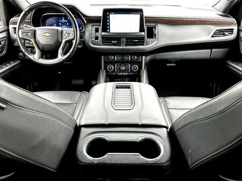 Used 2023 Chevrolet Tahoe High Country w/ Advanced Technology Package RWD image 29