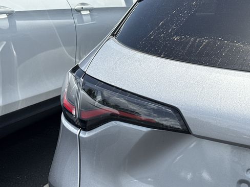 Certified 2025 Honda HR-V EX-L image 9