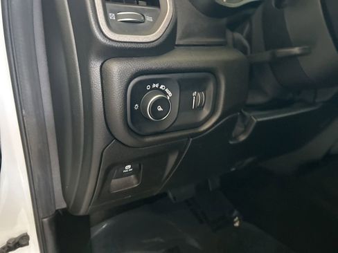 Used 2020 RAM 1500 Tradesman image 32