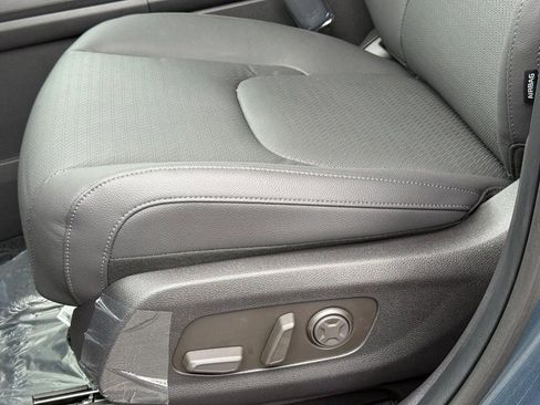 New 2026 Kia Carnival SX Prestige FWD image 24