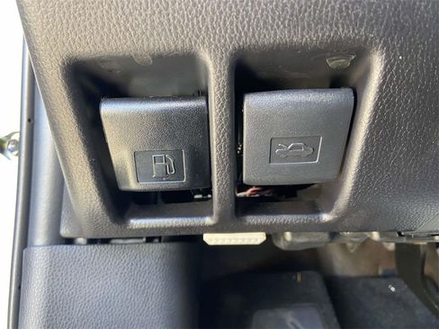 Used 2025 Toyota RAV4 LE image 26