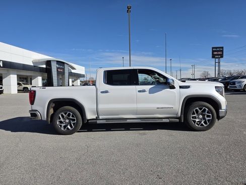 Used 2024 GMC Sierra 1500 SLT w/ SLT Premium Plus Package image 8