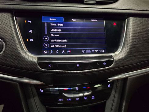 Used 2020 Cadillac XT5 Premium Luxury FWD image 19