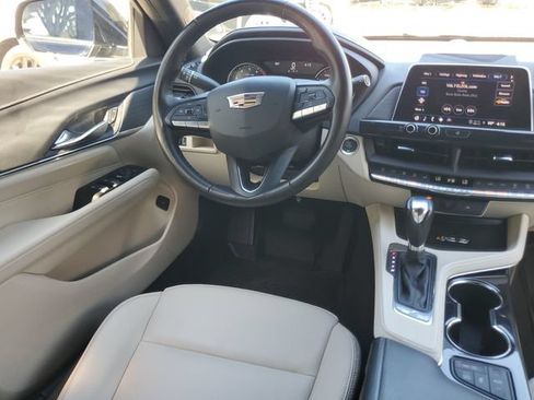 Certified 2025 Cadillac CT4 Luxury RWD image 14