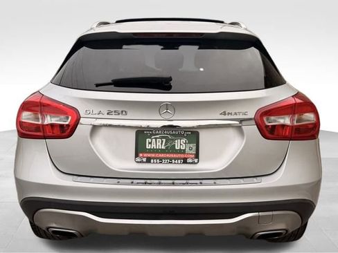 Used 2019 Mercedes-Benz GLA 250 4MATIC image 8