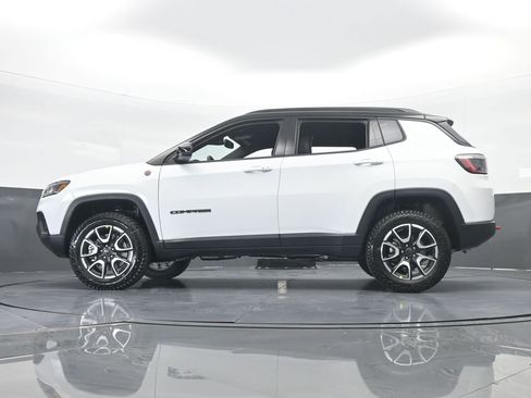 New 2026 Jeep Compass Trailhawk image 52