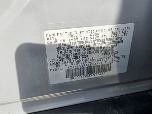 Used 2024 Nissan Kicks SV image 6