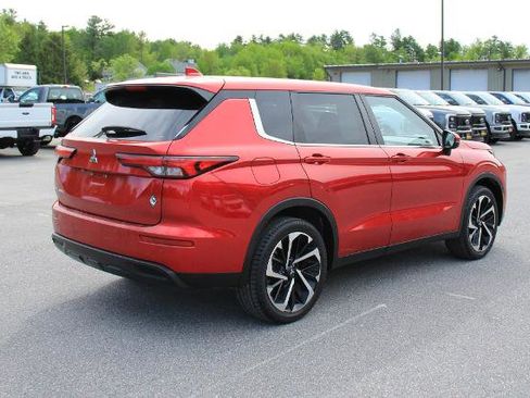 Used 2022 Mitsubishi Outlander ES AWD/4WD image 5