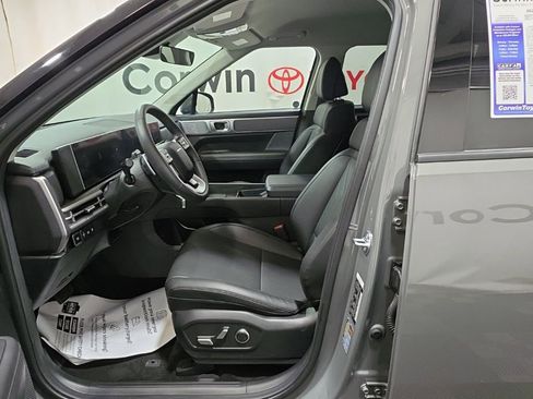 Used 2025 Hyundai Santa Fe SEL image 26