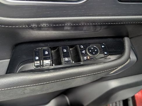 Used 2025 INFINITI QX80 Sensory AWD/4WD image 16