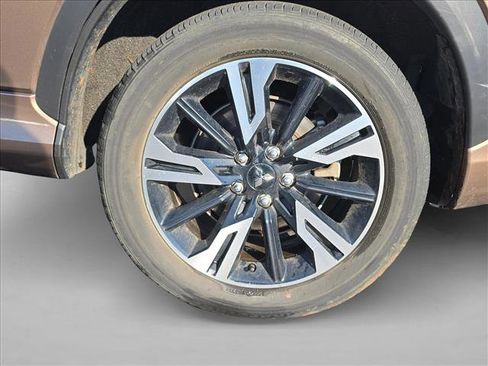 Used 2023 Mitsubishi Eclipse Cross SEL image 26