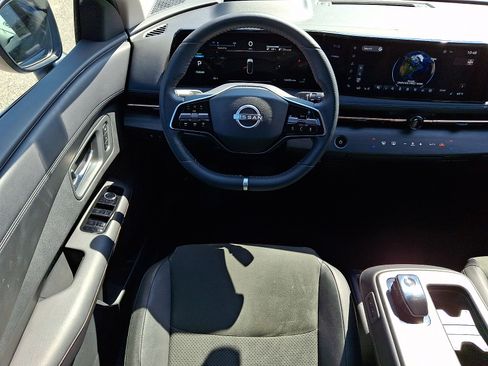 Certified 2023 Nissan Ariya FWD image 10