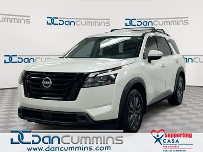 Used 2024 Nissan Pathfinder SV