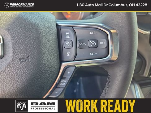 New 2026 RAM 2500 Laramie w/ Sport Appearance Package AWD/4WD image 31