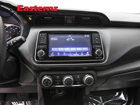 Used 2023 Nissan Kicks S FWD image 12