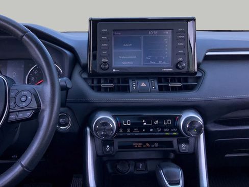 Used 2021 Toyota RAV4 XLE Premium FWD image 7