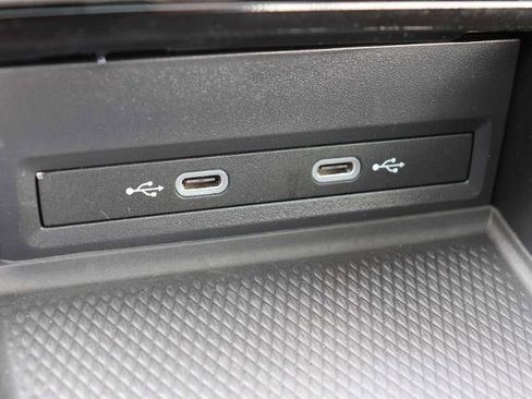 Used 2024 Volkswagen Atlas SEL image 36