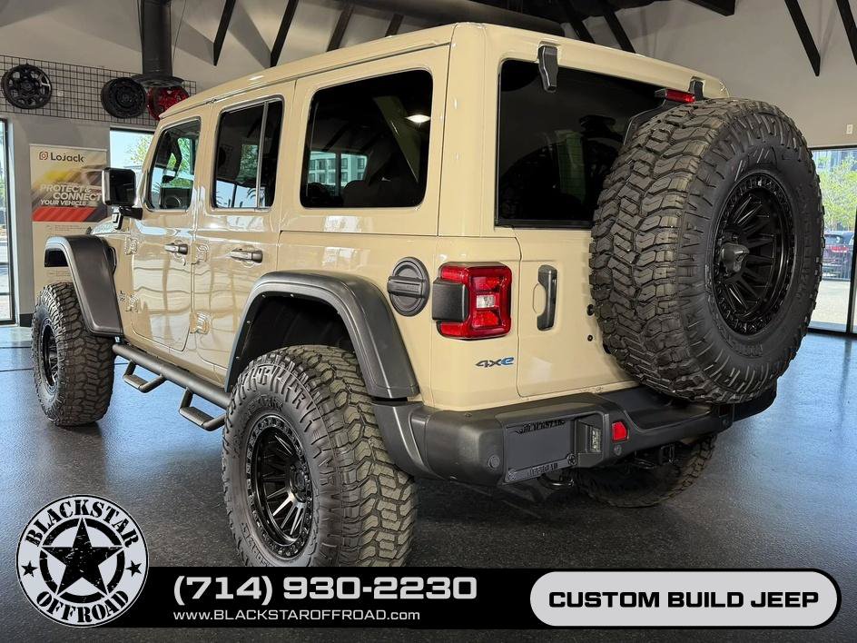 Used 2022 Jeep Wrangler Unlimited Rubicon 4xe w/ Steel Bumper Group AWD/4WD image 10
