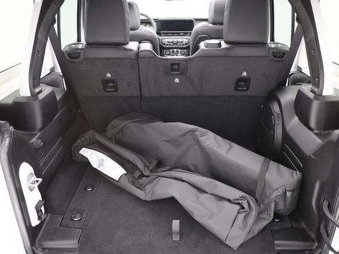 Used 2024 Jeep Wrangler Sahara w/ Technology Group image 32