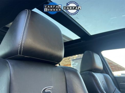 Used 2023 Chrysler 300 S image 24