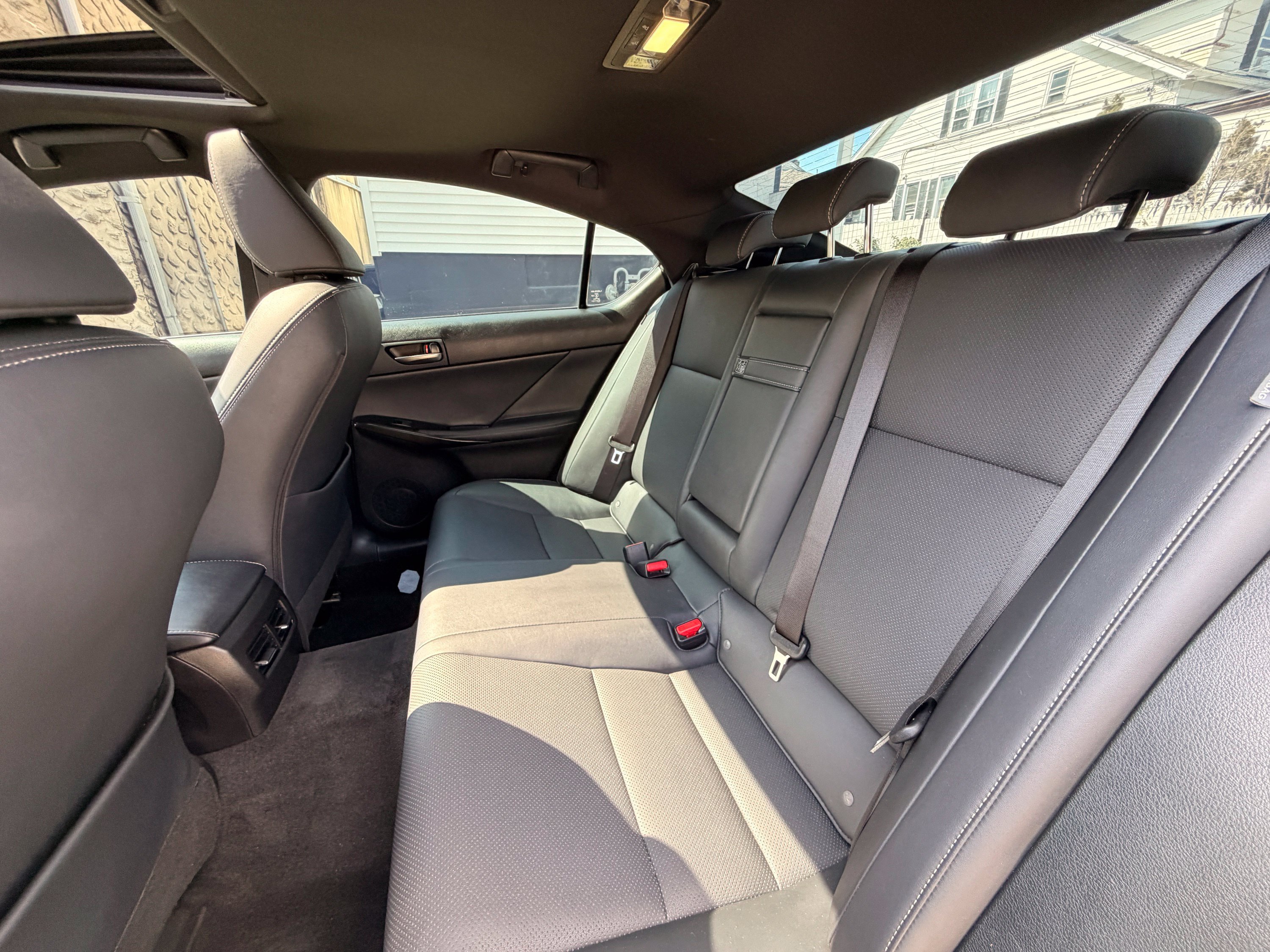 Used 2022 Lexus IS 300 AWD w/ Premium Package image 18