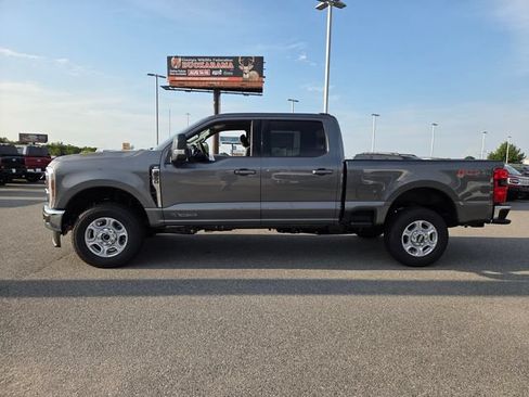 New 2026 Ford F250 XLT w/ XLT Premium Package AWD/4WD image 31