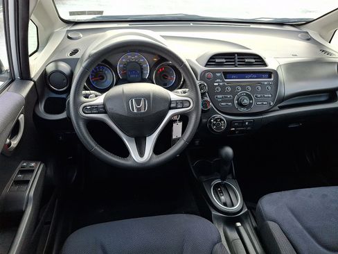 Used 2013 Honda Fit Sport image 11