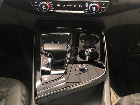 Used 2019 Audi Q7 3.0T Prestige image 29