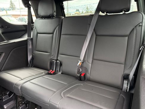 Used 2021 GMC Yukon Denali w/ LPO, Illumination Package image 12