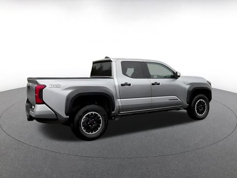Used 2025 Toyota Tacoma TRD Off-Road image 15
