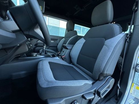 New 2025 Ford Bronco 2-Door w/ Sasquatch Package image 33