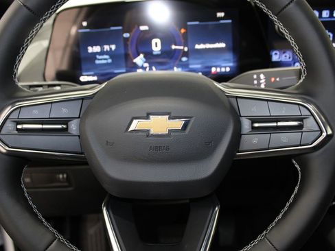 New 2026 Chevrolet Equinox EV LT image 27