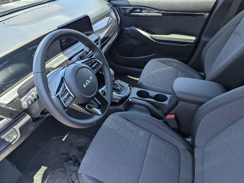 New 2026 Kia Seltos S image 19