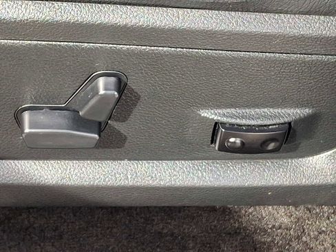 Used 2018 RAM 1500 Big Horn image 27