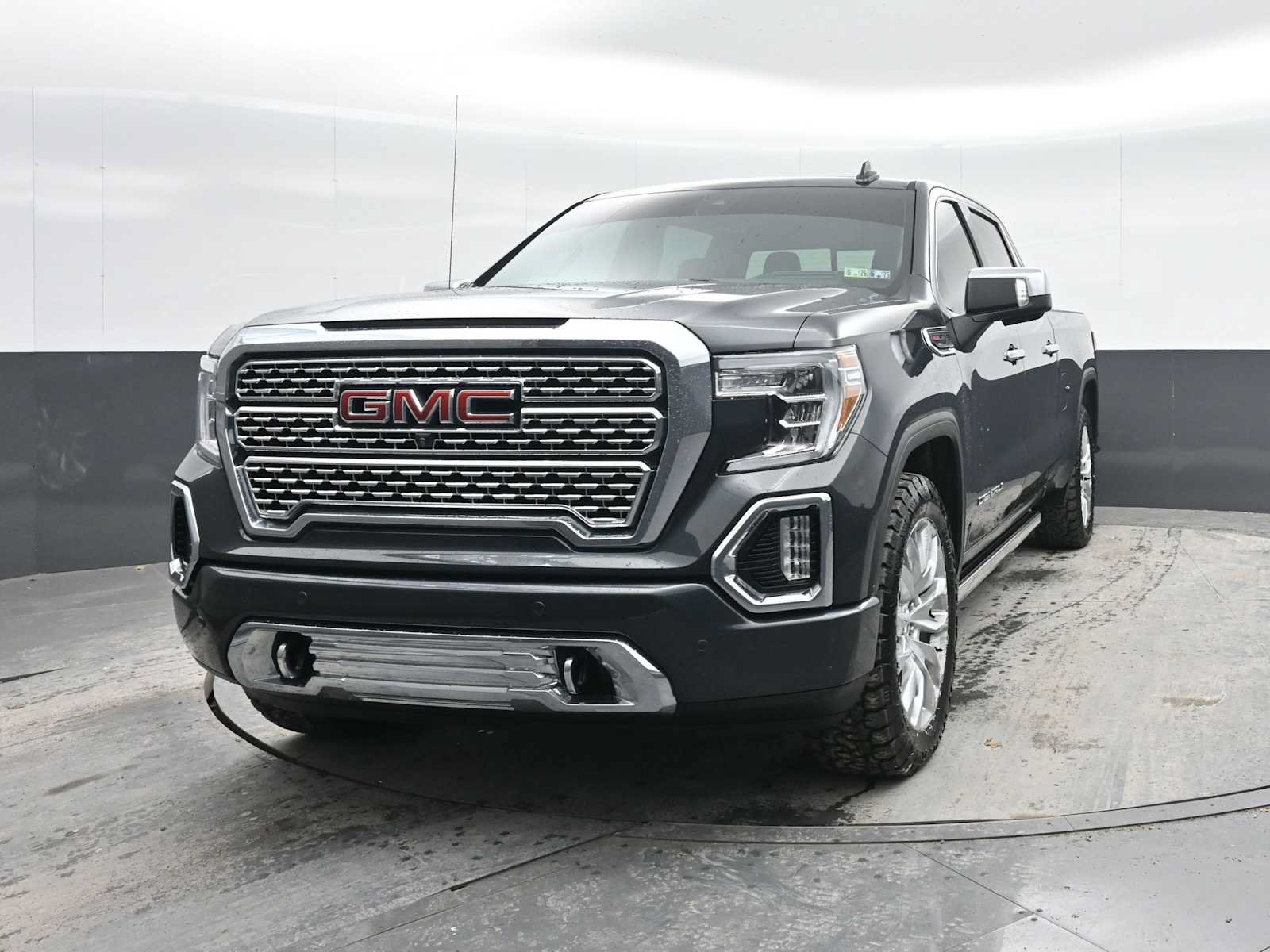 Used 2021 GMC Sierra 1500 Denali w/ Denali Ultimate Package AWD/4WD image 8