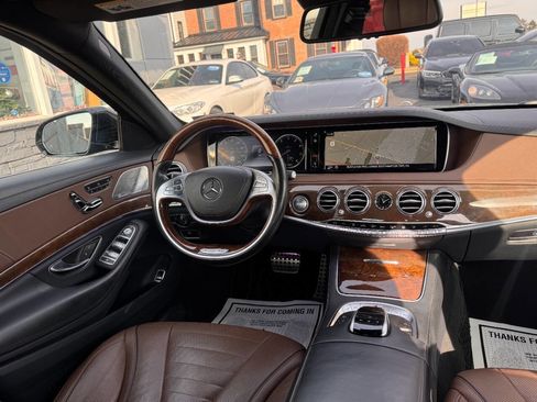 Used 2016 Mercedes-Benz S 550 4MATIC Sedan w/ Sport Package image 17