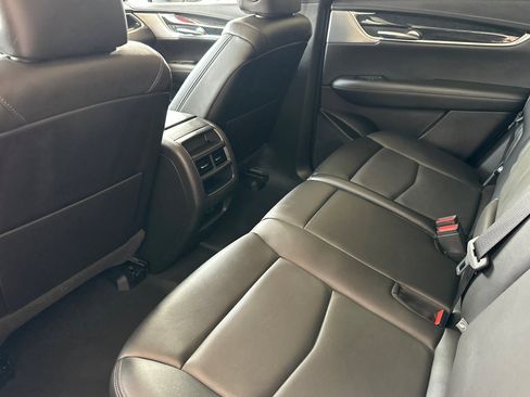 Used 2023 Cadillac XT5 Premium Luxury image 14