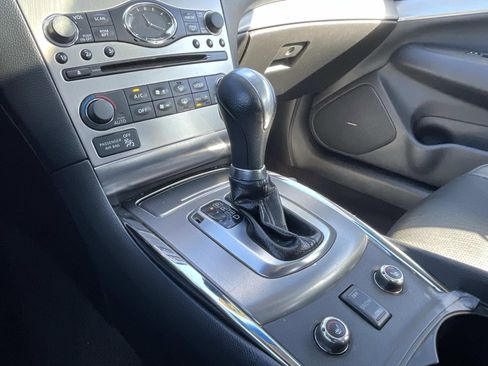 Used 2013 INFINITI G37 X w/ Premium Pkg image 29