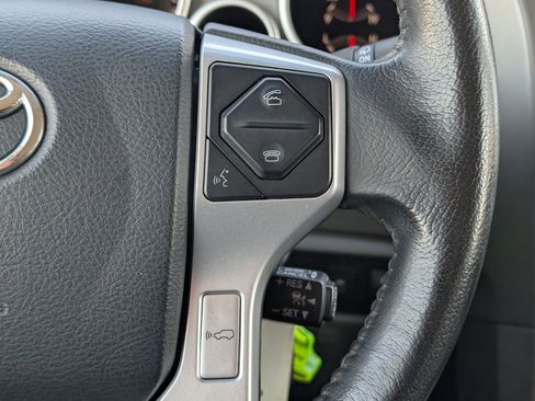 Used 2015 Toyota Sequoia Platinum image 18