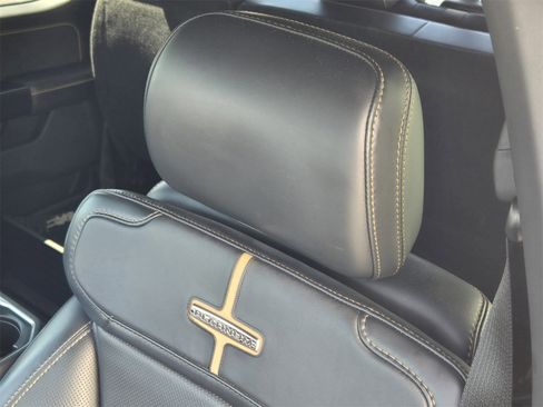 Used 2024 Ford F350 Platinum image 23